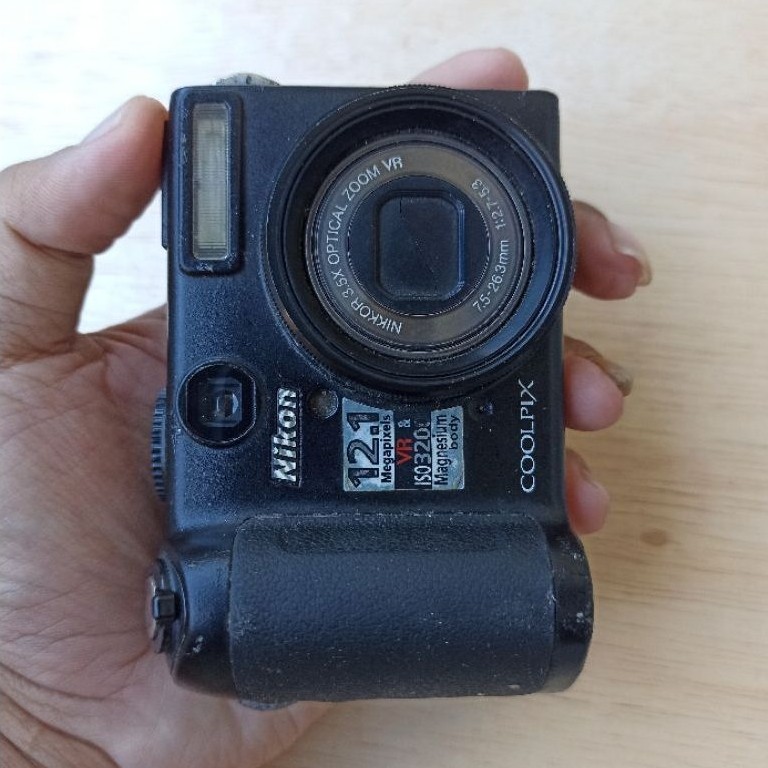 Nikon Coolpix P5100