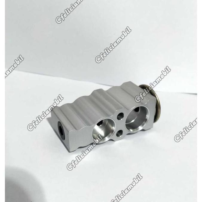 VALVE EXPANSION TERIOS RUSH HILUX INNOVA READY STOCK