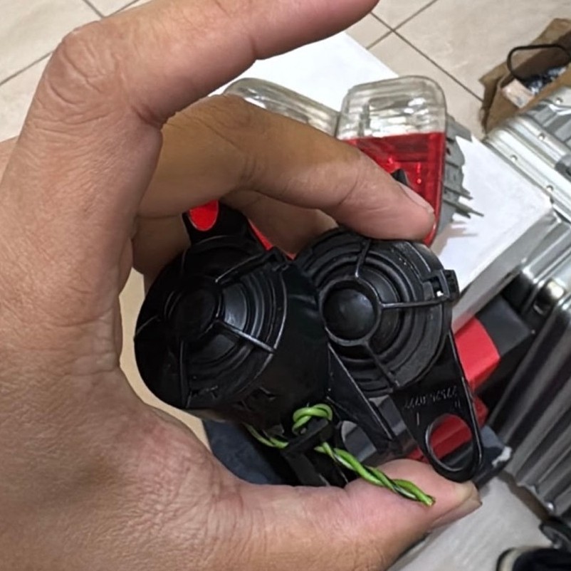 Speaker Tweeter Pintu BMW E46 Sepasang Original