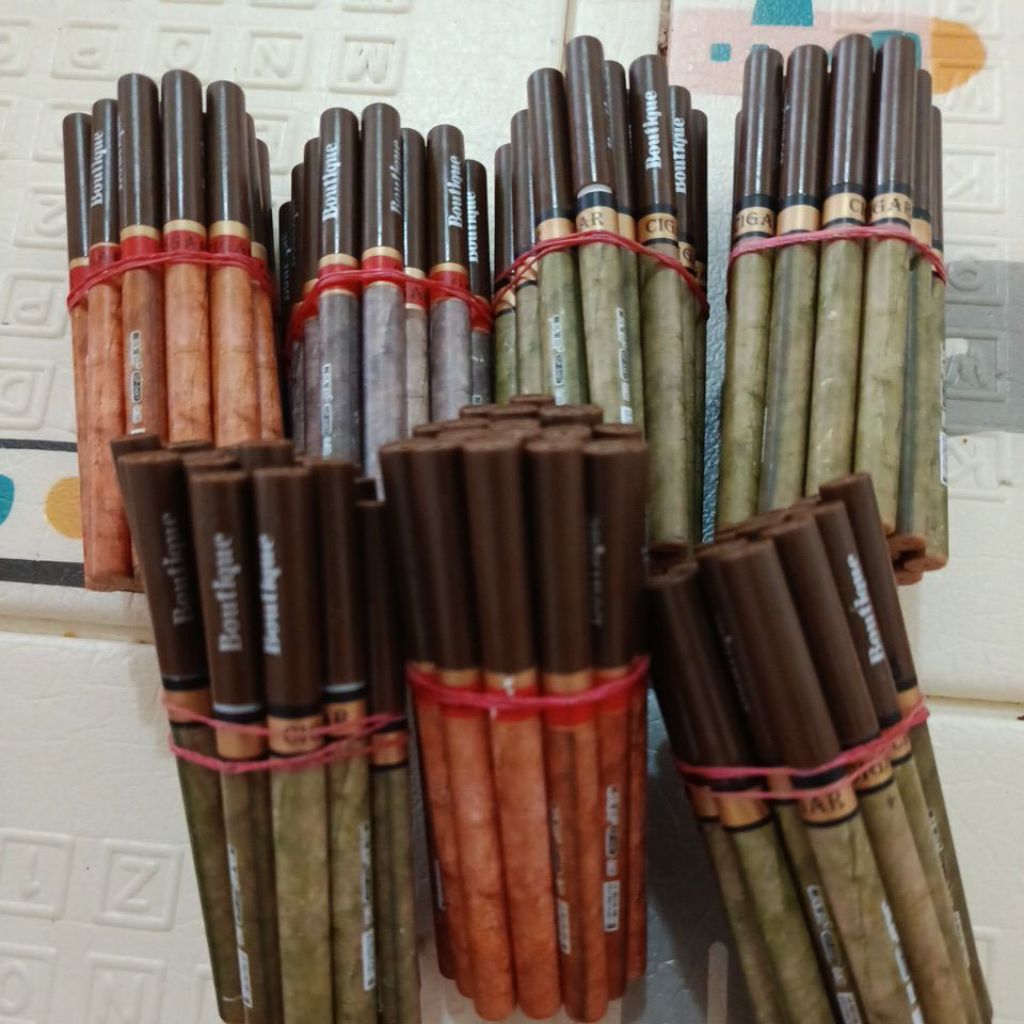 Pulpen Kosong tanpa mangsi isi 20 rokok