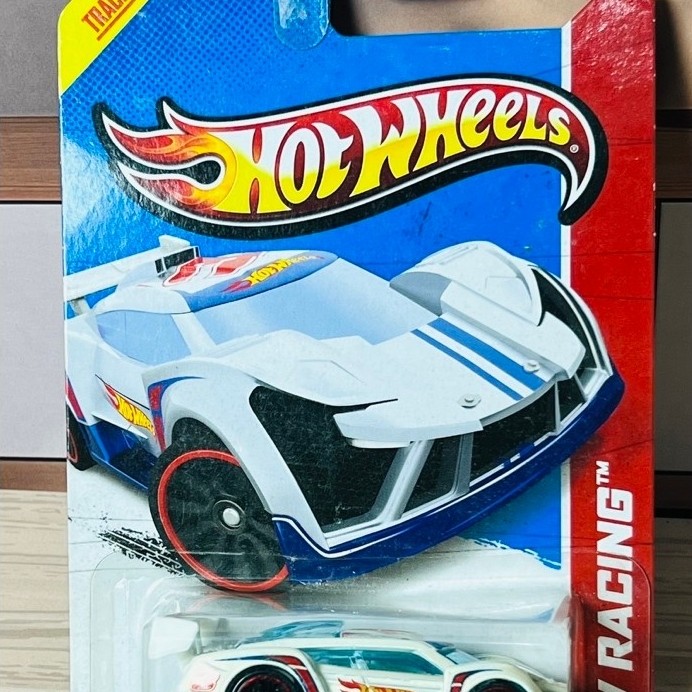 XA Hot Wheels Track Builder Racing warna putih biru SUPER BLITZEN TRACK STARS