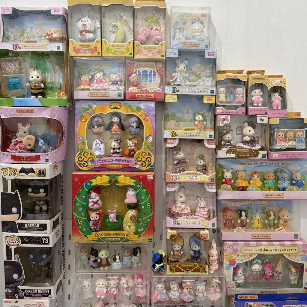 [ CLEARANCE SALE ] sylvanian families ghost cat gosket kuji blindbag flora ciel rabbit persian bulld
