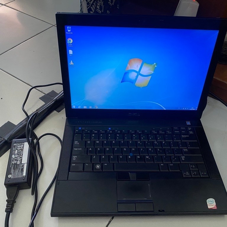 LAPTOP Dell Latitude E6400 SECOND
