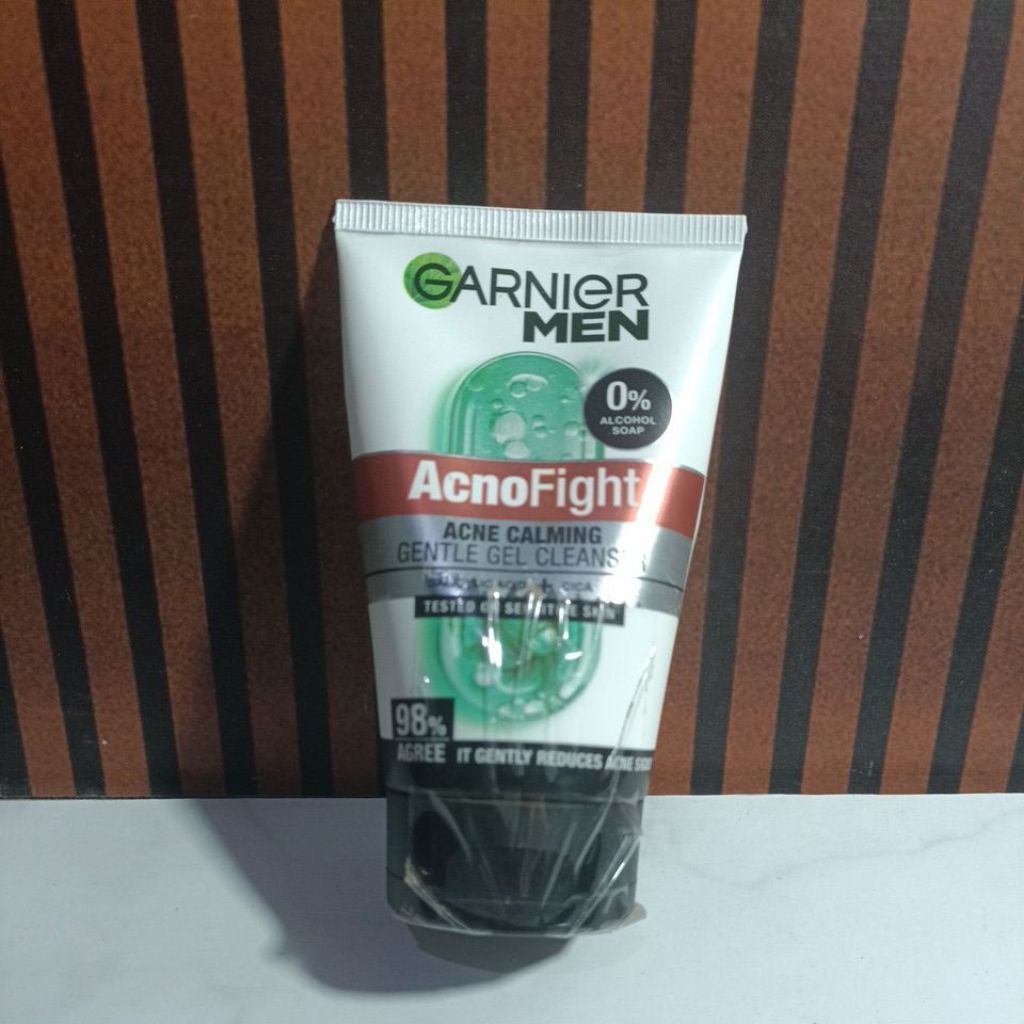 Garnier Men AcnoFight Acne Calming Gentle Gel Cleanser 0% Alcohol Soap