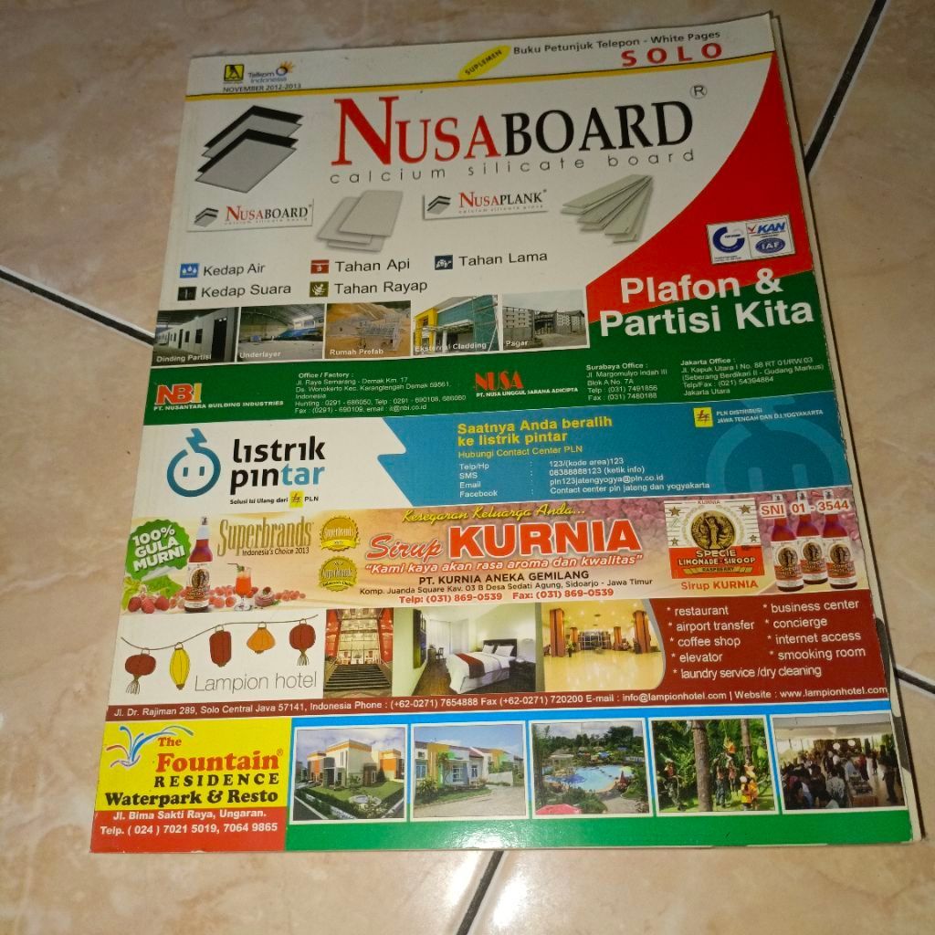 Buku Petunjuk Telpon SOLO White Pages dan Yellow Pages
