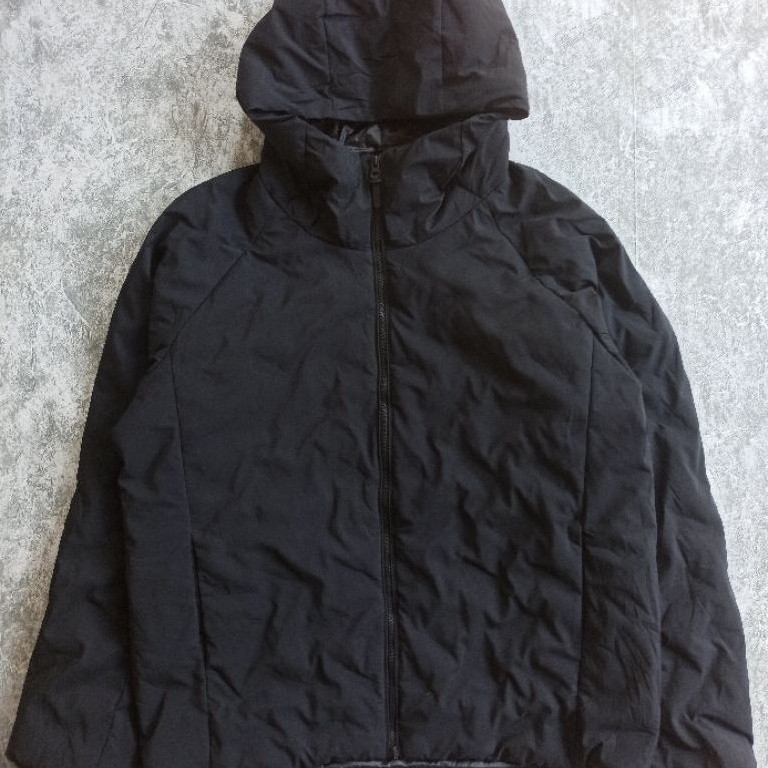 Tigora Seamless Thermolite Puffer Jacket