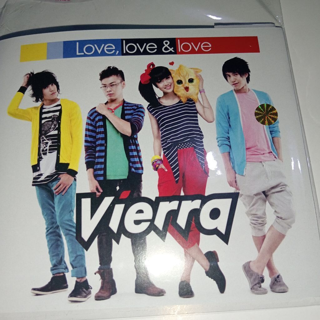 CD Album Vierra - Love, Love and Love