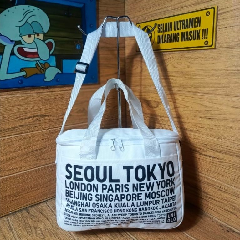 Tas diapersbag coolerbag tas bekal Uniqlo second original