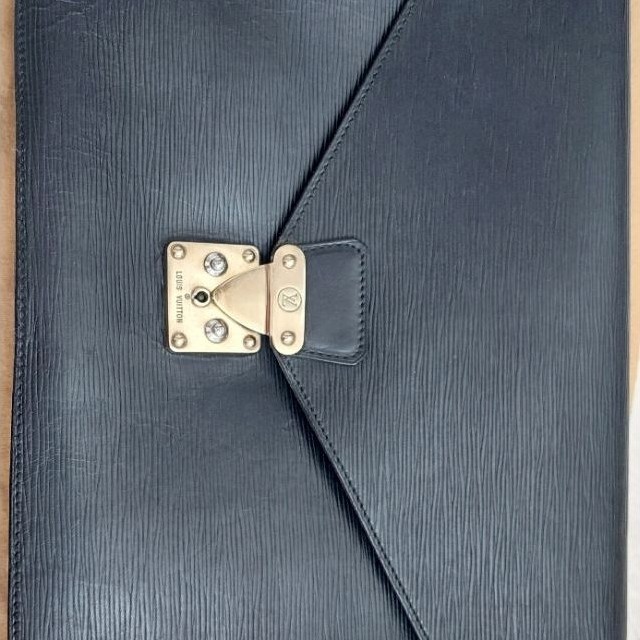 Preloved Classic Branded Clutch