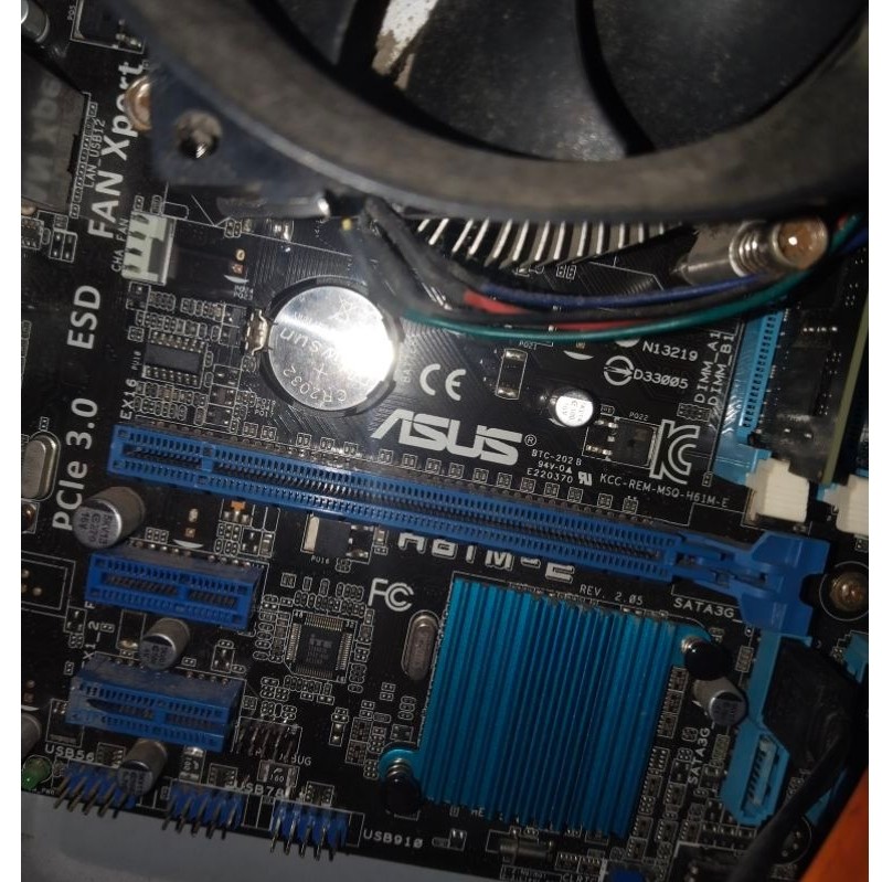 mainboard asus h61 i5 dan ram