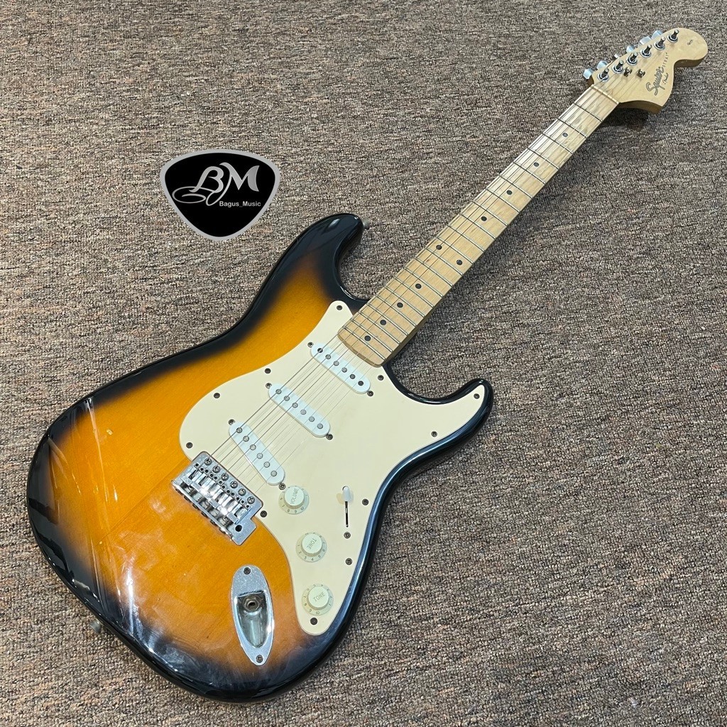 Gitar Squier Stratocaster Affinity Sunburst