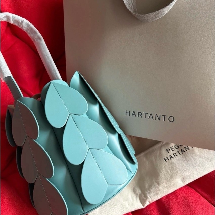 NEW Peggy Hartanto LOCULE Classic Cone Bag in Bayou