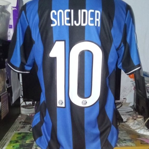 koleksi olahraga baju bola inter home 2009/2010 Size M  Wesley Sneijder 10
