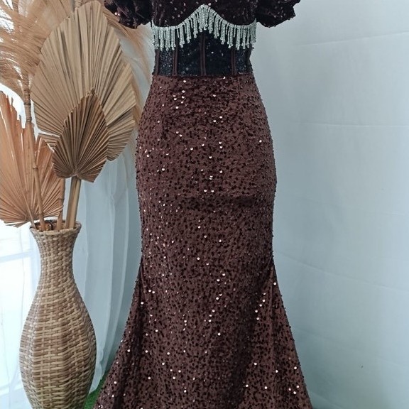 Preloved Gaun Singer