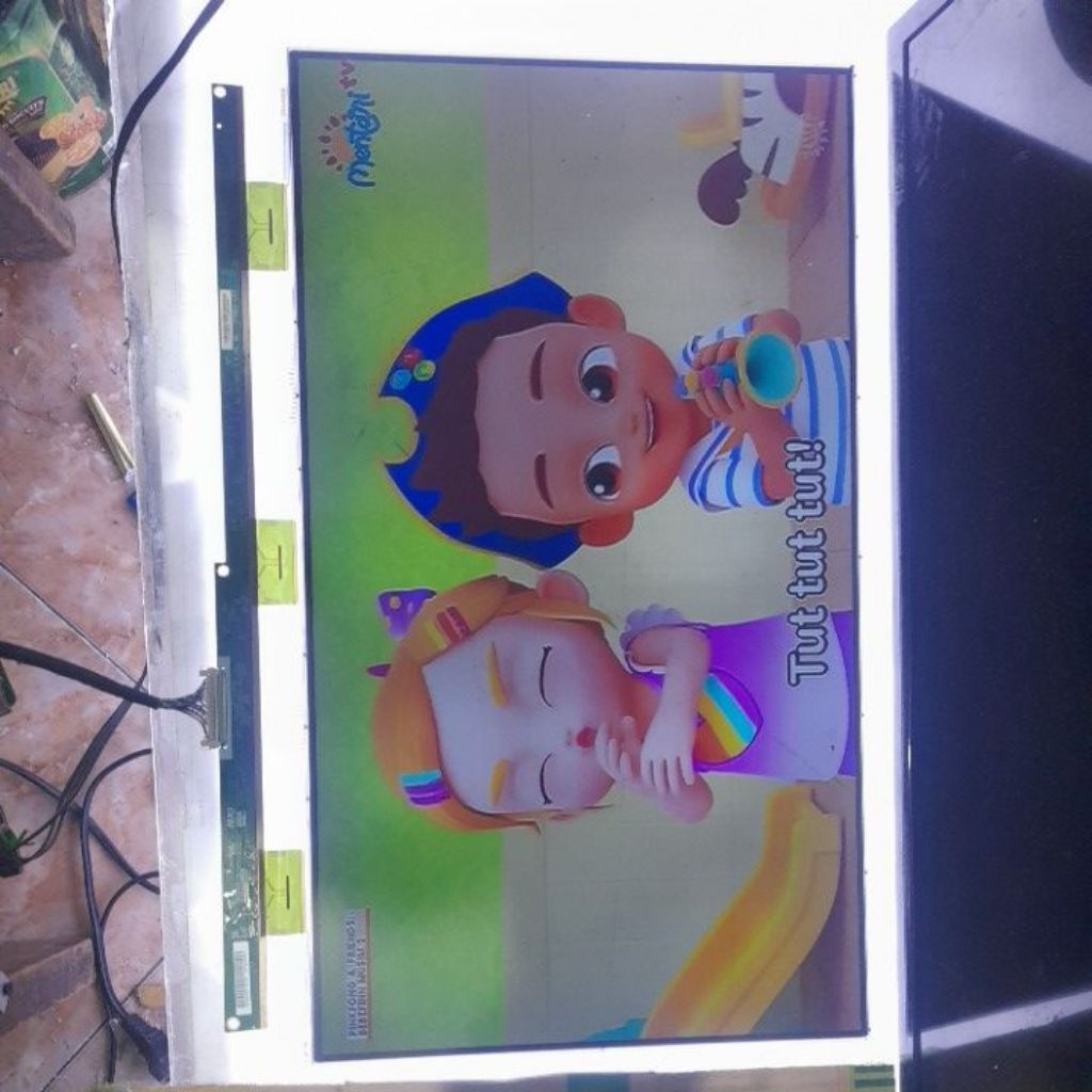 Panel / layar tv led panasonic / polytron  22 inch FHD