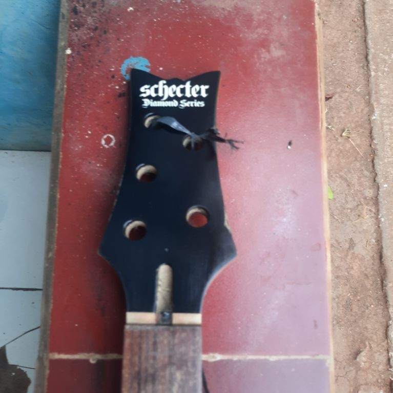 Neck Bass schecter 5 string