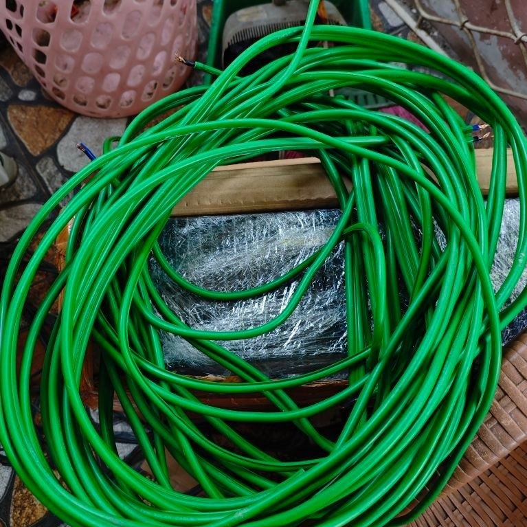 Kabel PV Panel Surya 2x2.5 total 15M  bekas 1 bulan pakai