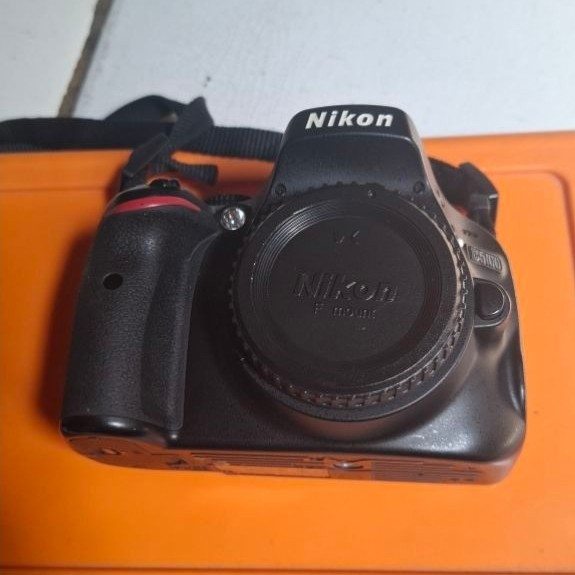 Kamera Nikon d5100, Body Only,Like New