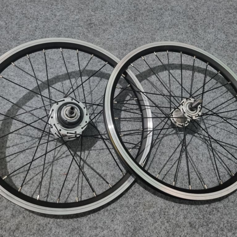 Wheelset 16 plus 349 Sturmey Archer 3 speed internal gear brompton pikes 3sixty