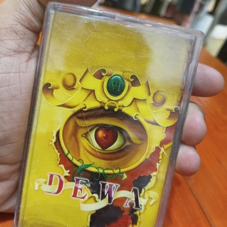 Kaset Dewa 19 - Cintailah cinta