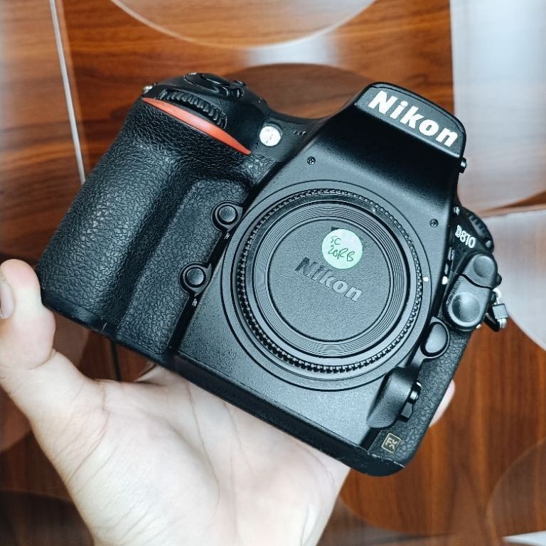 DIJUAL NIKON D810 BODY ONLY MULUS KOMPLIT MURAH