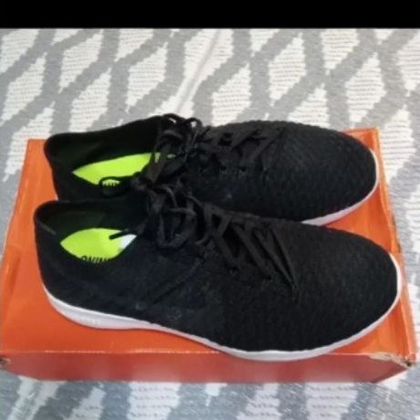Sepatu lari running Nike Original free TR flyknit 2 40 Gym Outdoor