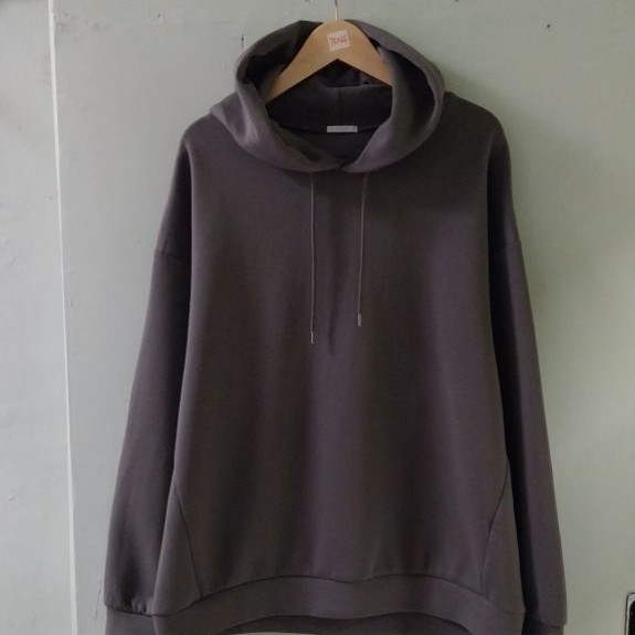 GU Uniqlo Dry Scuba Halus Pernah Dipakai Hoodie