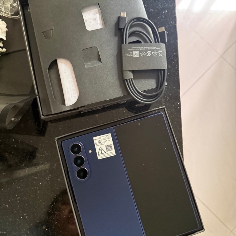 Samsung Z Fold 7 16GB/1TB