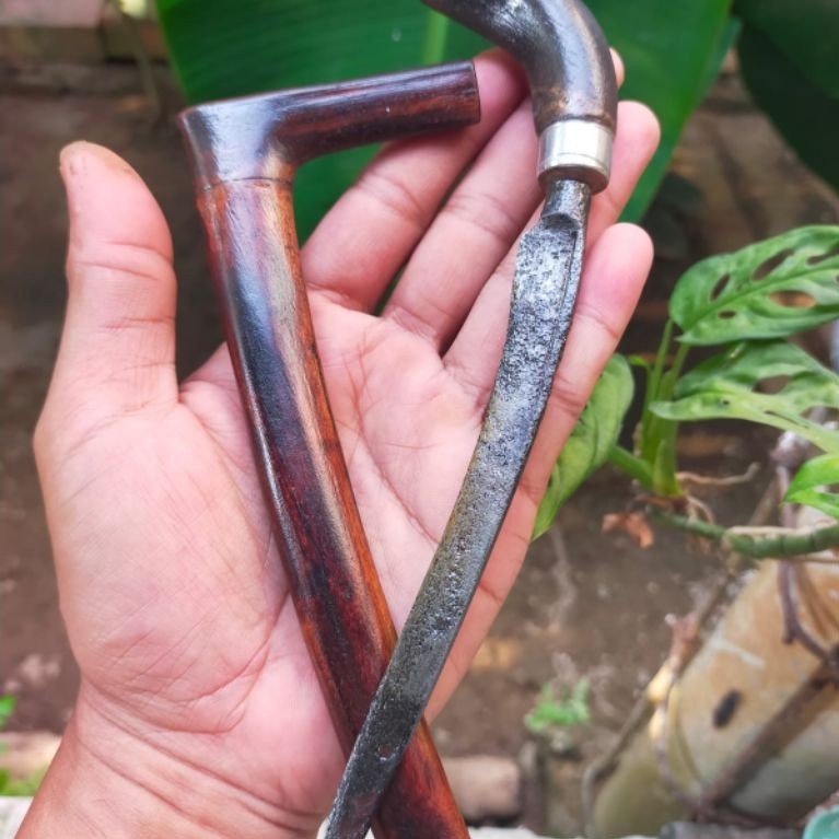 pusaka besi tua lawas sumatera sepuh