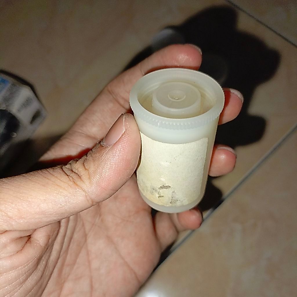 wadah roll film kamera analog bekas