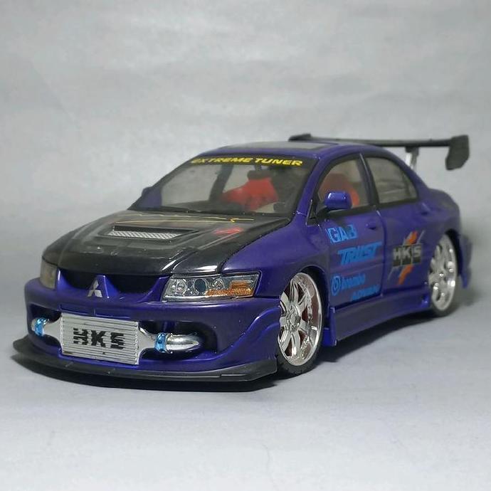 1:24 KENTOYS MITSUBISHI LANCER EVO 8 EVOLUTION VIII DIECAST KENTOY SKALA 24 BEKAS BYD27