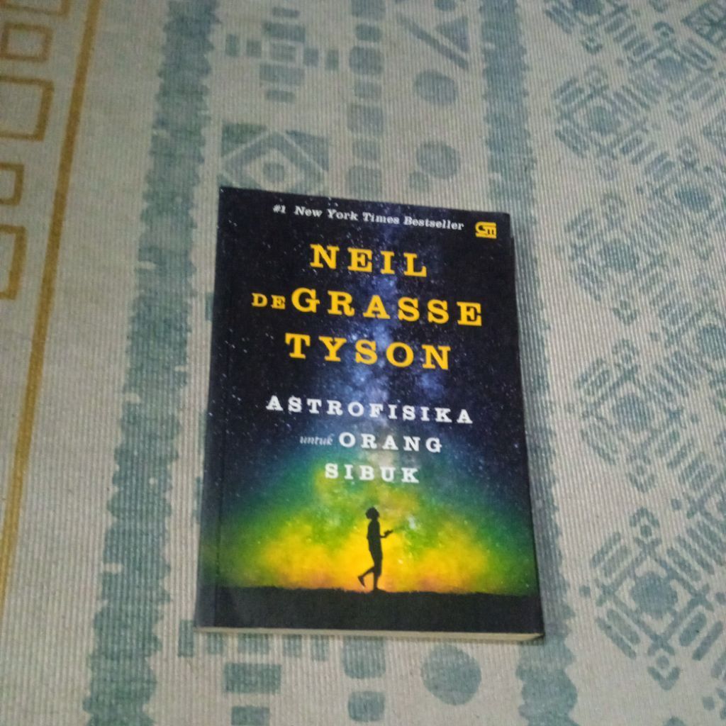 Astrofisika Untuk Orang Sibuk - Neil De Grasse Tyson (ORIGINAL)