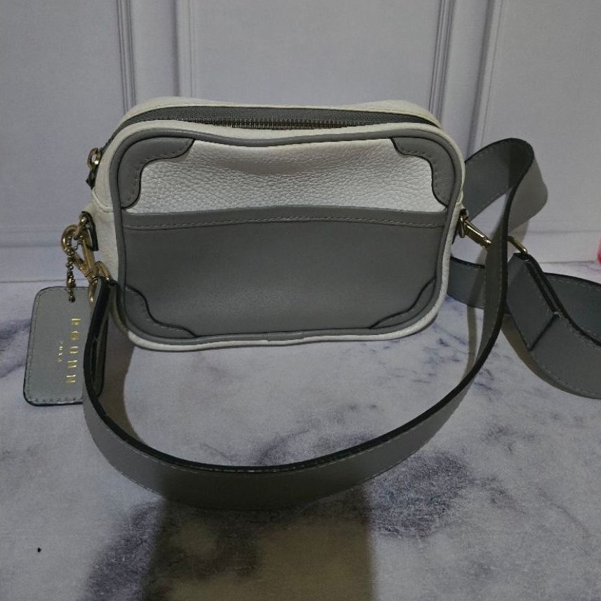 Preloved ROUNN Austin Camera Bag Leather