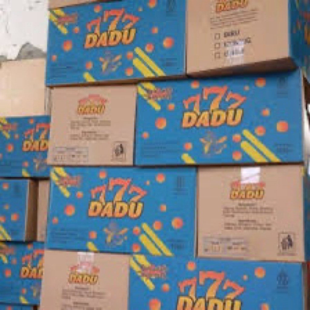 ciki dadu 777 berhadiah uang tunai- snack makaroni isi 1dus 40pcs
