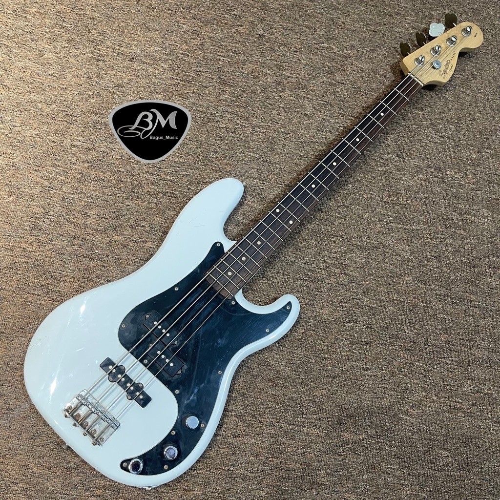 Bass Squier Affinity Precision White