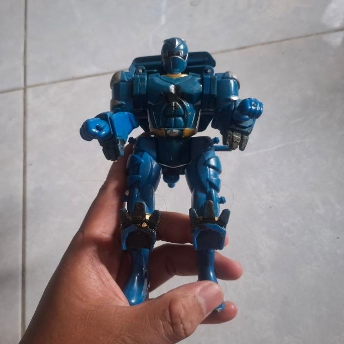 action figure Power Rangers Wild Force Deluxe Blue Savage Battle Ranger Bandai 2001