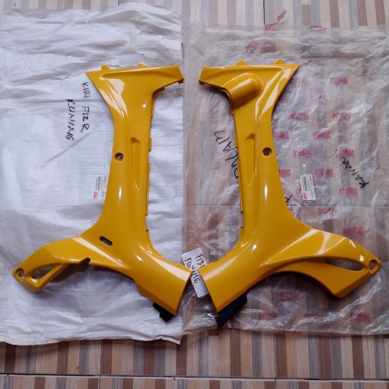 Leghsield Sayap Dalam FIZR F1ZR FIZ R F1Z R Kuning Millenium Original Yamaha 4US-F8395-00-51/4US-F83