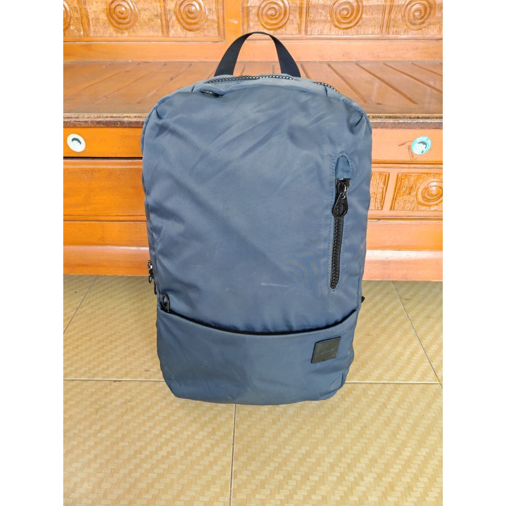 Tas Ransel Incase (preloved)