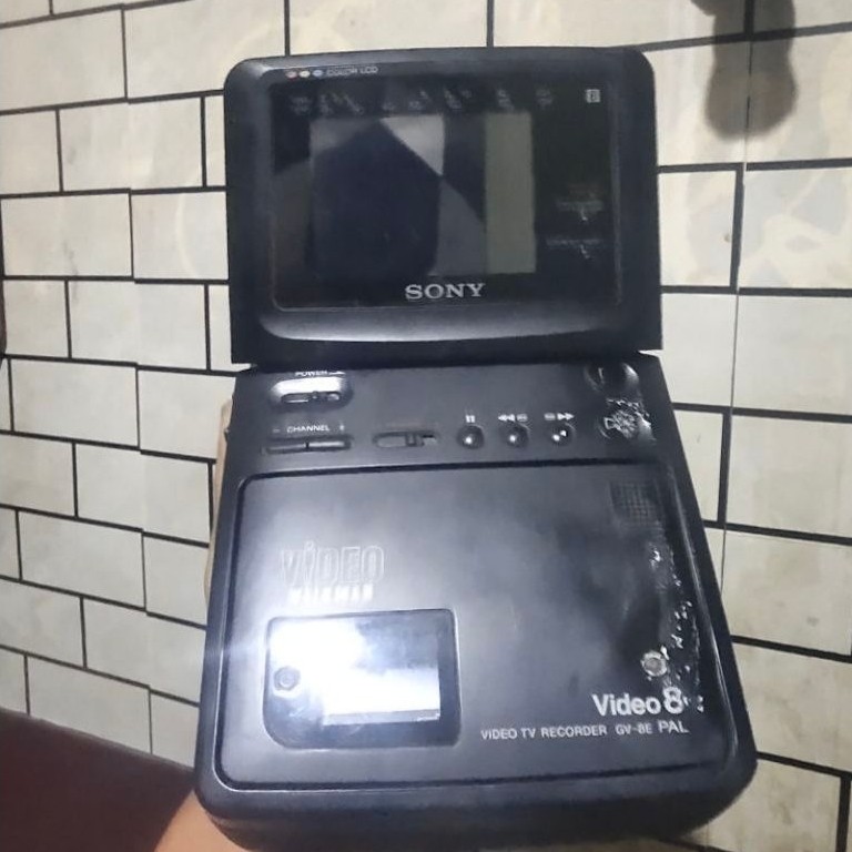 Sony Video Walkman GV-8,sony,sony vintage, tv mini (MATOT)