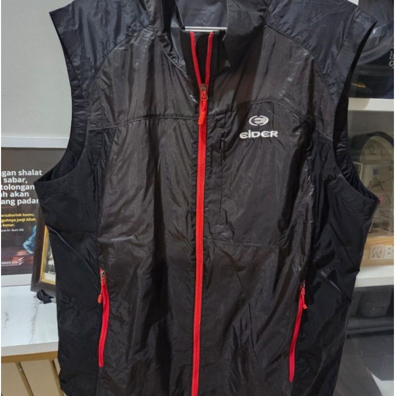 Jacket parasut Eider