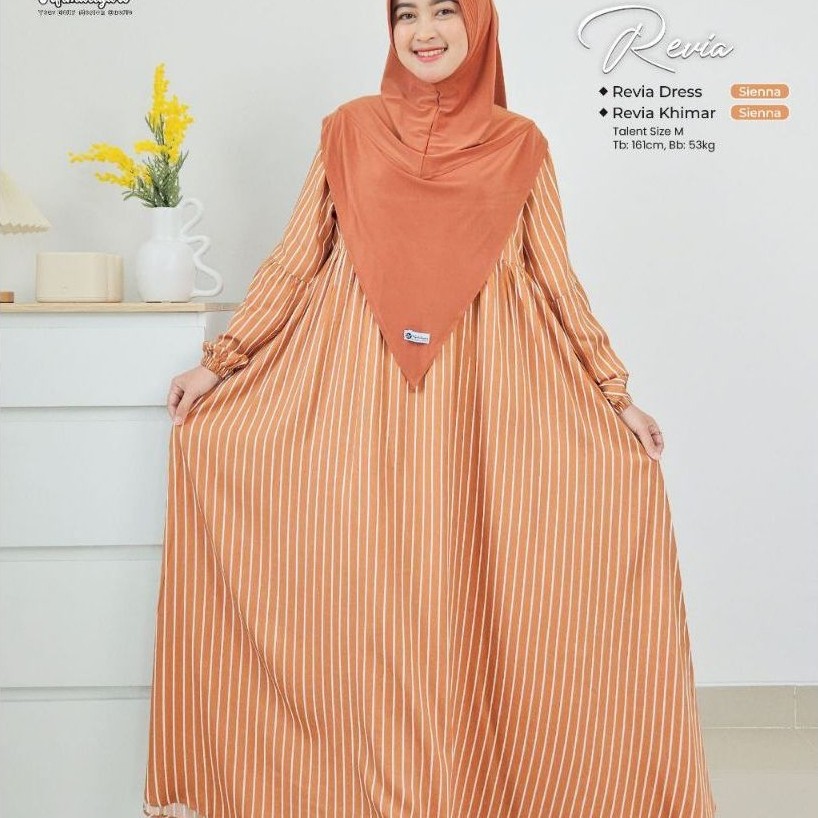 REVIA DRESS