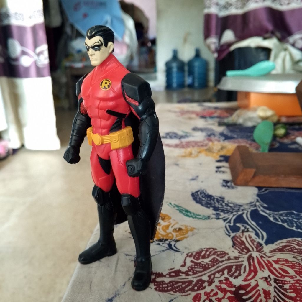 DC Comics Robin Action Figure