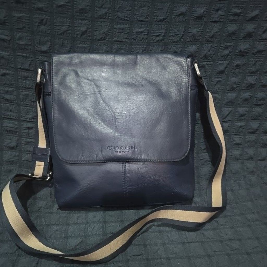 TAS SLING COWOK COC NAVY PRELOVED