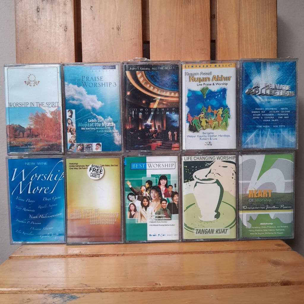 KOLEKSI 10 KASET PITA MUSIK LAGU ROHANI KRISTEN DAN LAINNYA