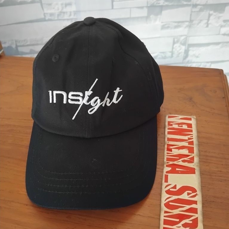 topi insight original