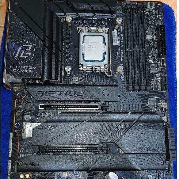 Mobo Asrock Phantom Gaming Riptide Z790 Wifi