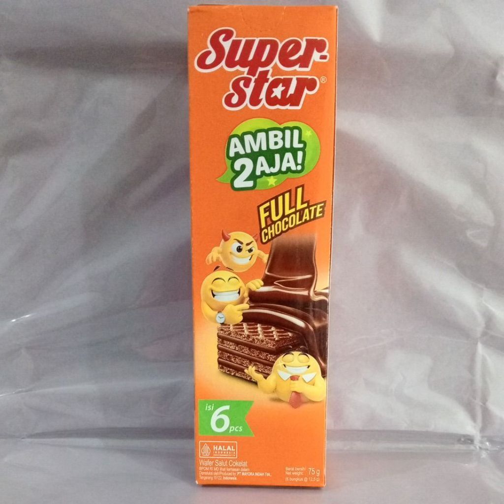Superstar Triple Chocolate Wafer Isi 6 Bungkus
