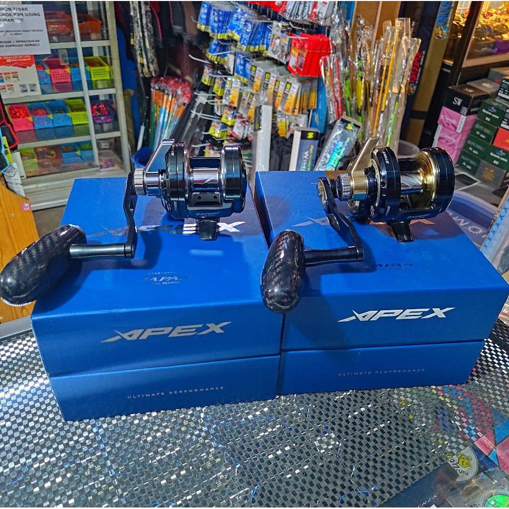 Reel Overhead Expert Graphite Apex AX300