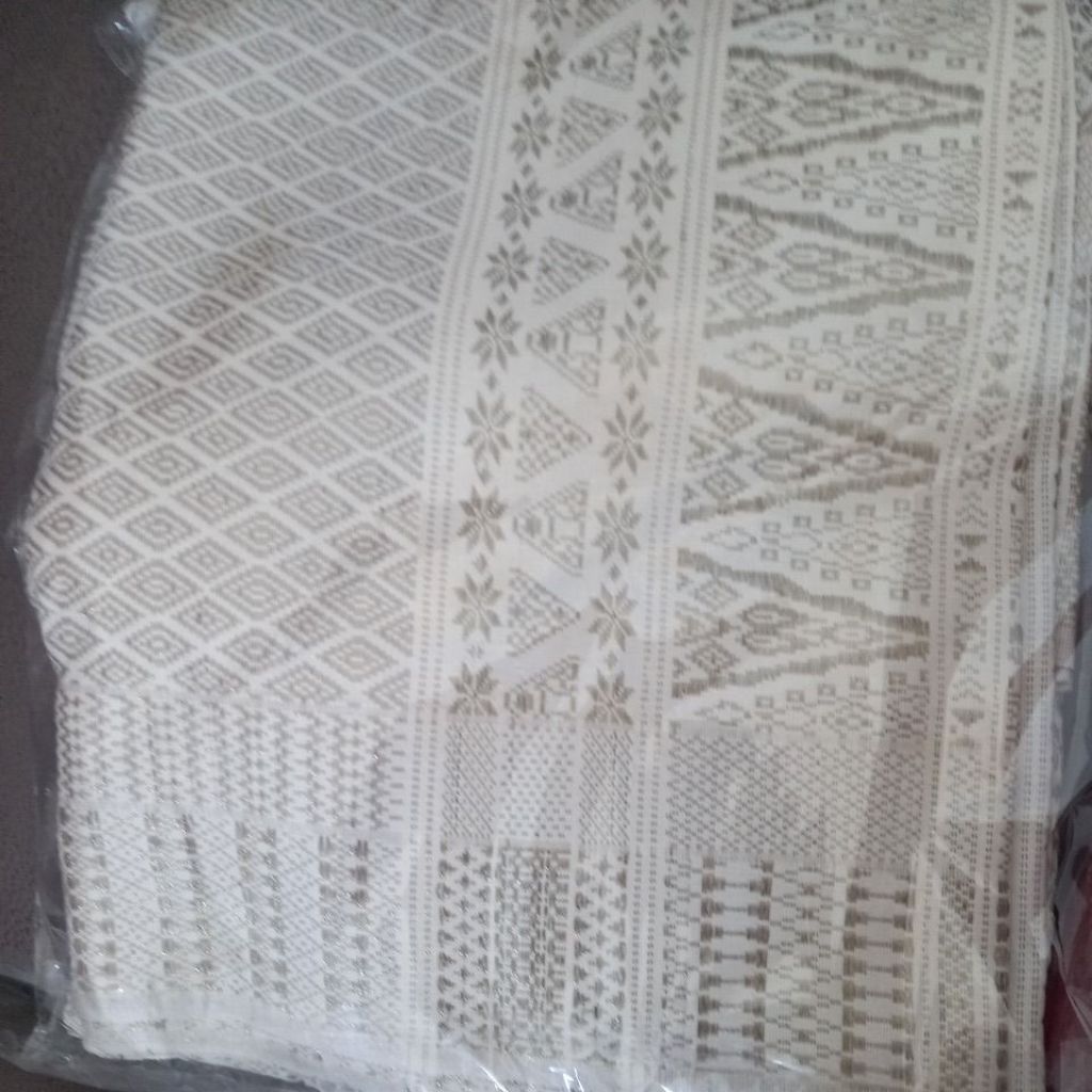 Songket Tenun Palembang Motif Lepus Putih Benang Kristal Silver Set Tanjak Rumpak