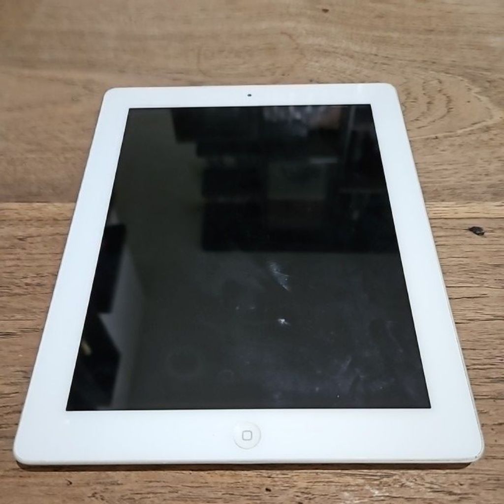 iPad 2 16GB 3G + Wi-Fi Model A1396 Bekas